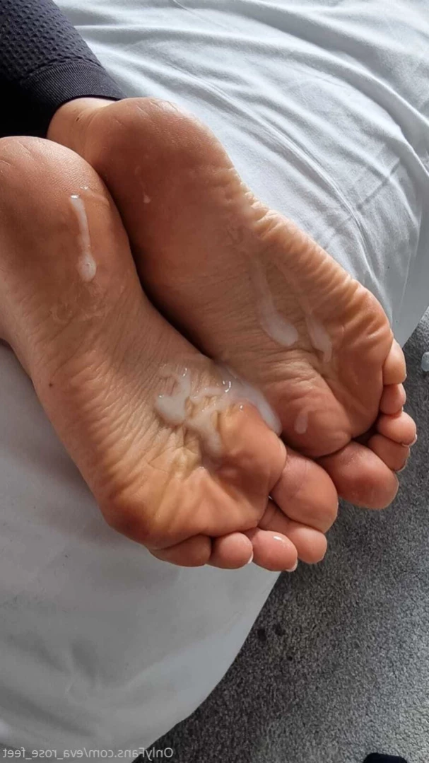 E [ eva_rose_feet ] Onlyfans leaked photo 15665022 on Hotleaks.tv