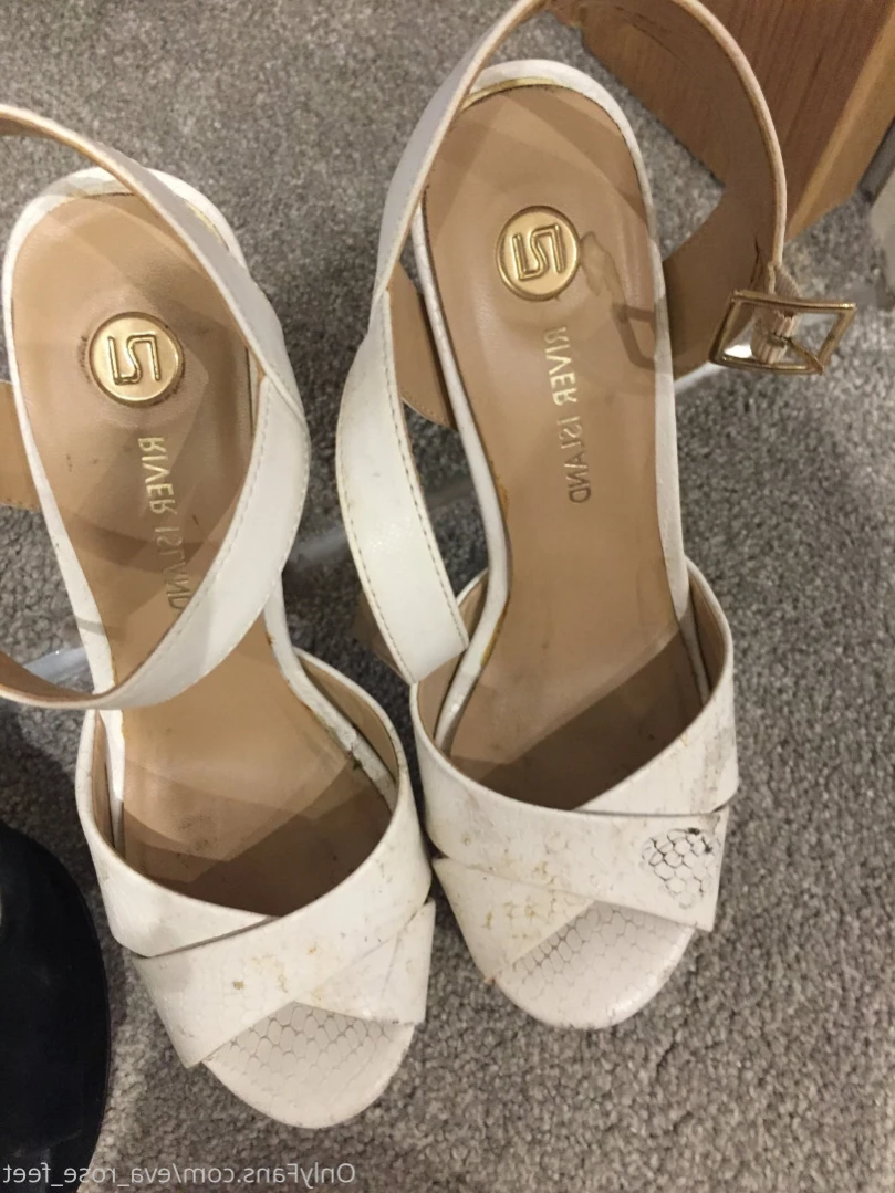 E [ eva_rose_feet ] Onlyfans leaked photo 15906944 on Hotleaks.tv
