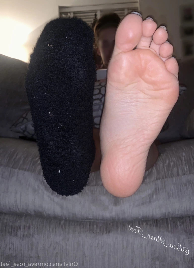 E [ eva_rose_feet ] Onlyfans leaked photo 15963687 on Hotleaks.tv