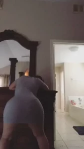 18383570