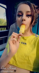 8289885