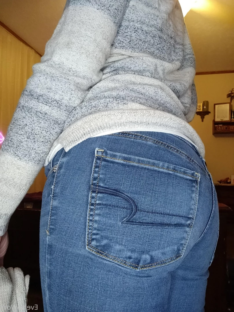 Evelyn WoW [ evelynwow ] Onlyfans leaked photo 10965371 on Hotleaks.tv