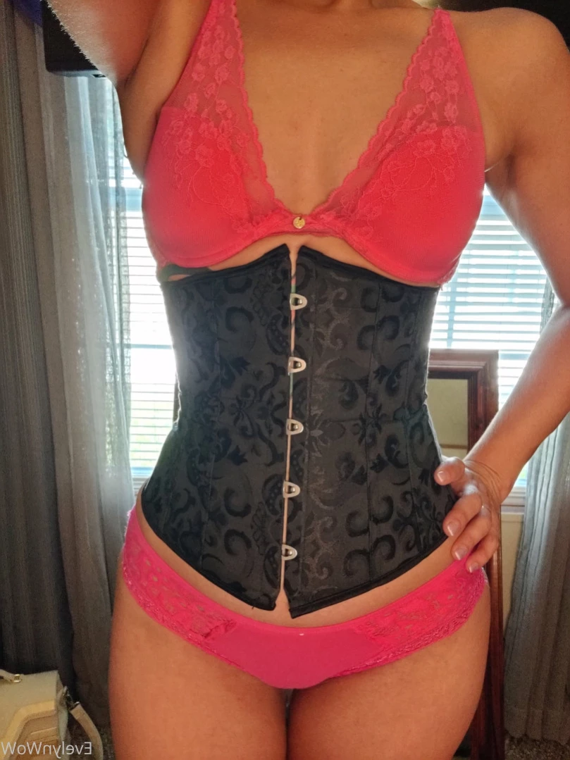 Evelyn WoW [ evelynwow ] Onlyfans leaked photo 11018491 on Hotleaks.tv
