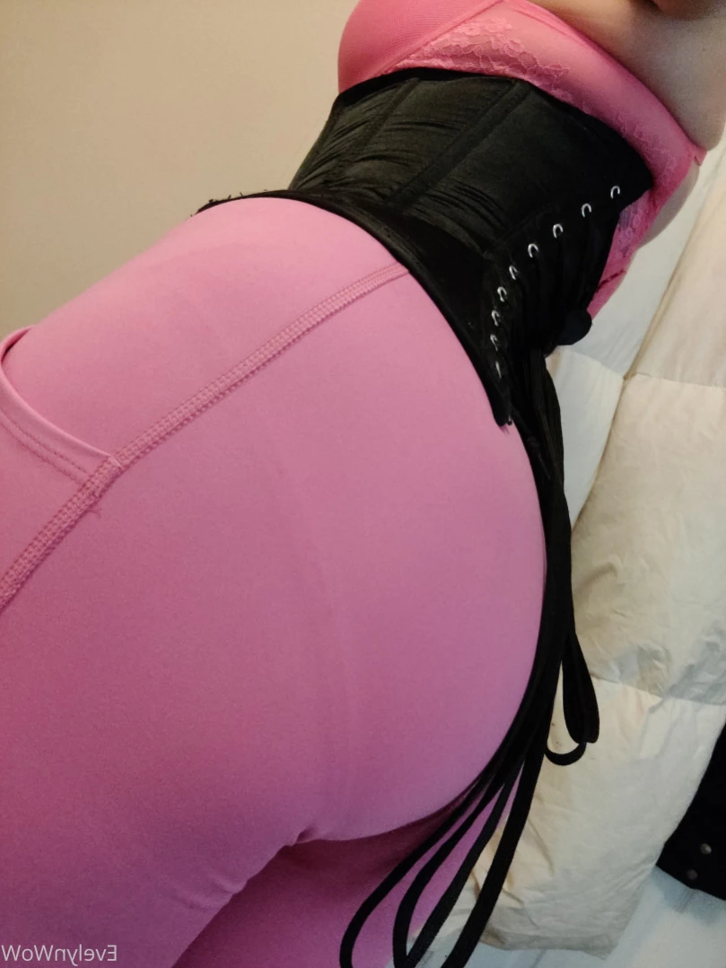 Evelyn WoW [ evelynwow ] Onlyfans leaked photo 11131370 on Hotleaks.tv