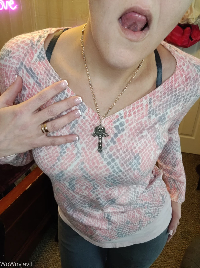 Evelyn WoW [ evelynwow ] Onlyfans leaked photo 11131824 on Hotleaks.tv