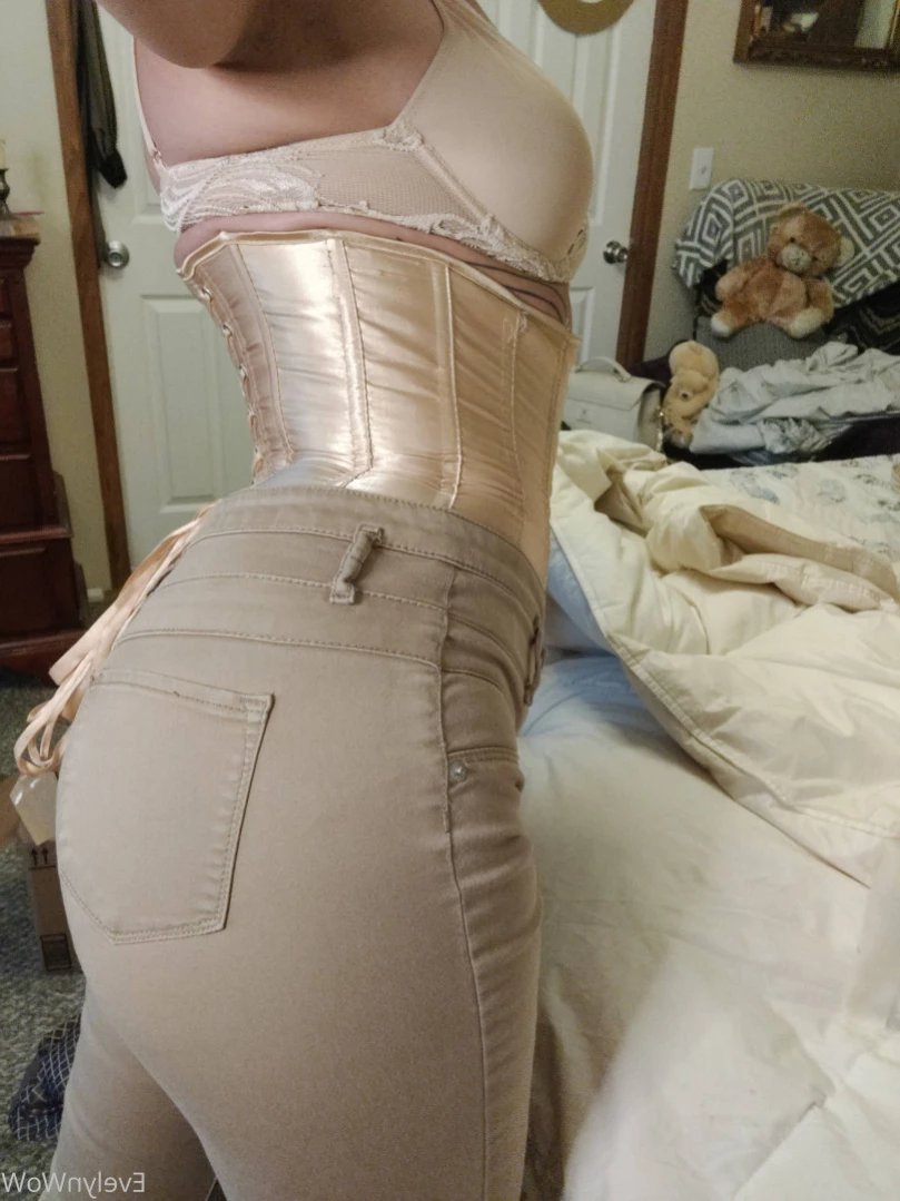 Evelyn WoW [ evelynwow ] Onlyfans leaked photo 11131995 on Hotleaks.tv
