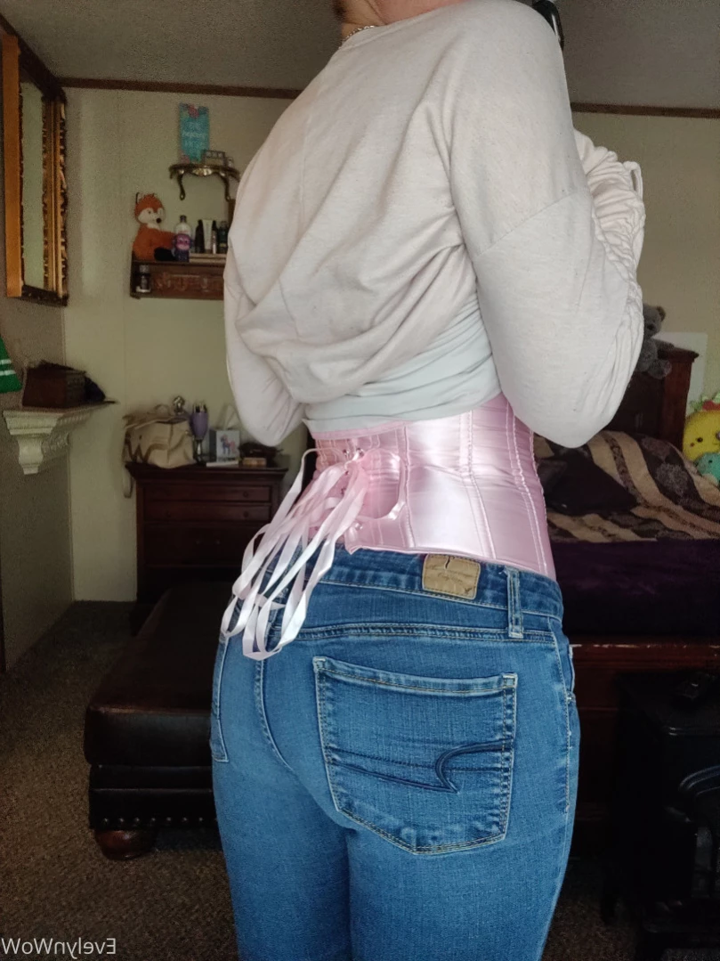 Evelyn WoW [ evelynwow ] Onlyfans leaked photo 12495439 on Hotleaks.tv