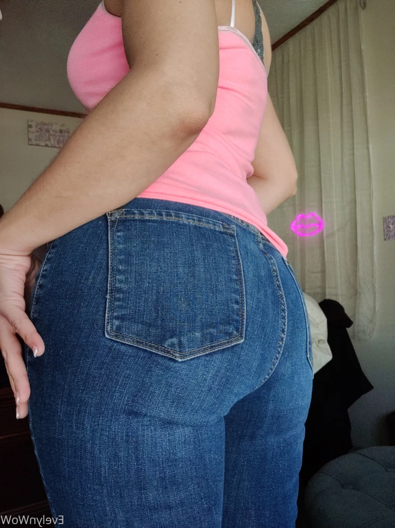 Evelyn WoW [ evelynwow ] Onlyfans leaked photo 12811501 on Hotleaks.tv