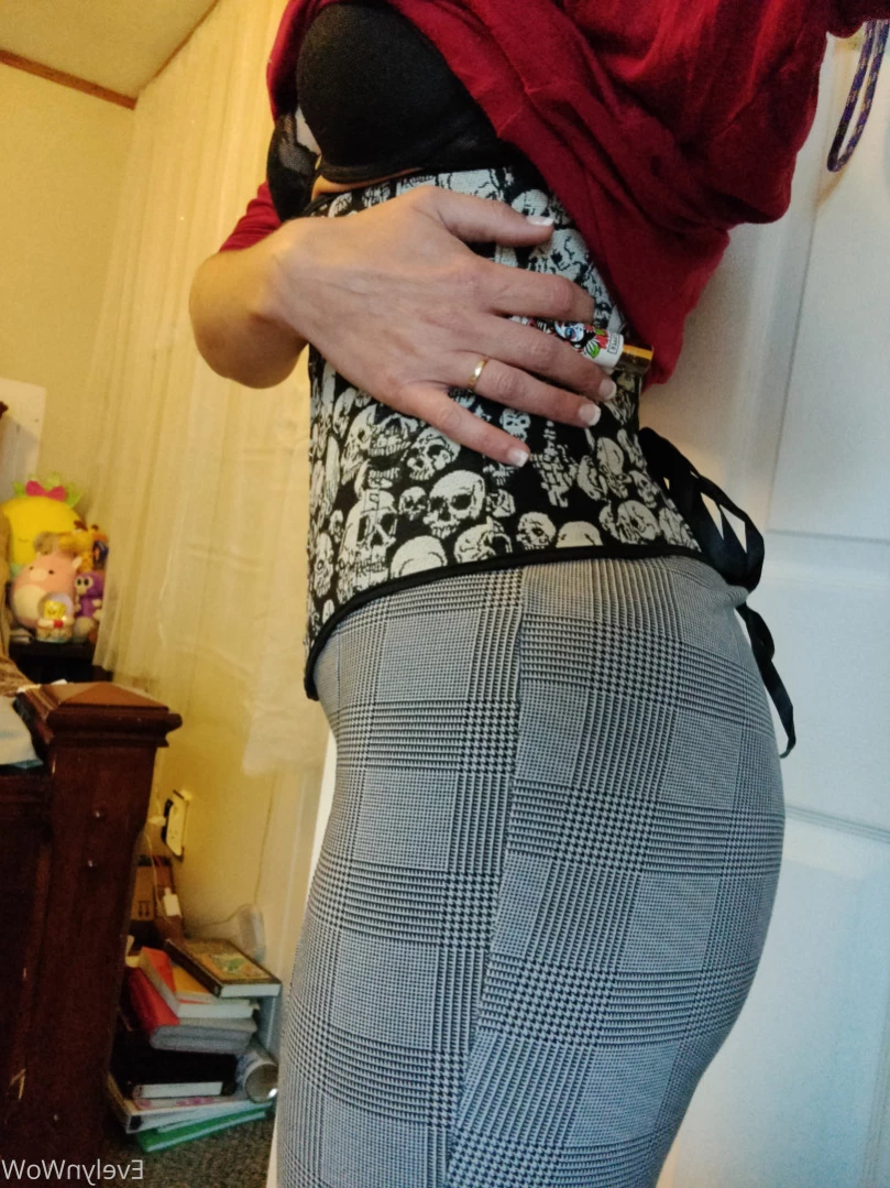 Evelyn WoW [ evelynwow ] Onlyfans leaked photo 12811528 on Hotleaks.tv