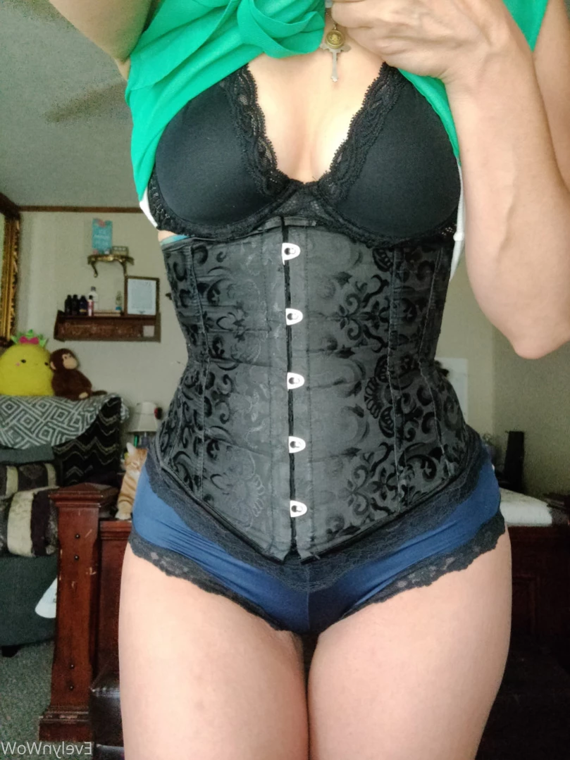 Evelyn WoW [ evelynwow ] Onlyfans leaked photo 14132670 on Hotleaks.tv