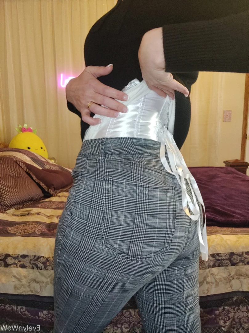 Evelyn WoW [ evelynwow ] Onlyfans leaked photo 14596244 on Hotleaks.tv