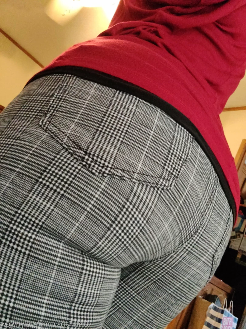 Evelyn WoW [ evelynwow ] Onlyfans leaked photo 14923887 on Hotleaks.tv