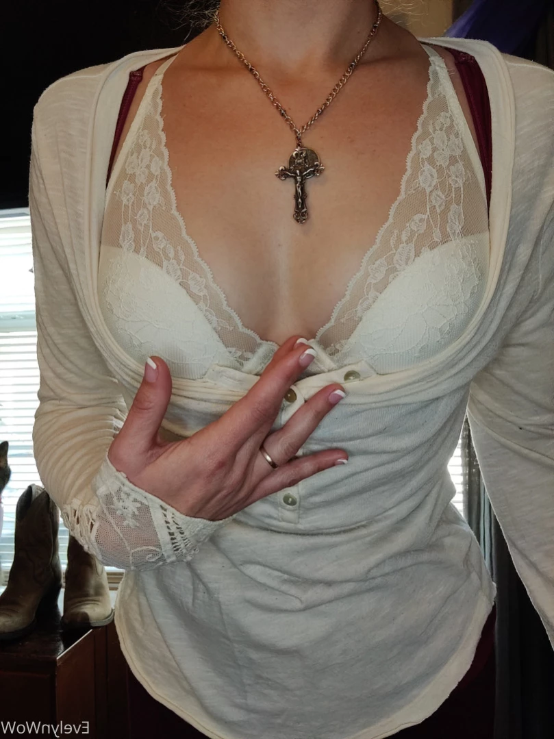 Evelyn WoW [ evelynwow ] Onlyfans leaked photo 15424493 on Hotleaks.tv