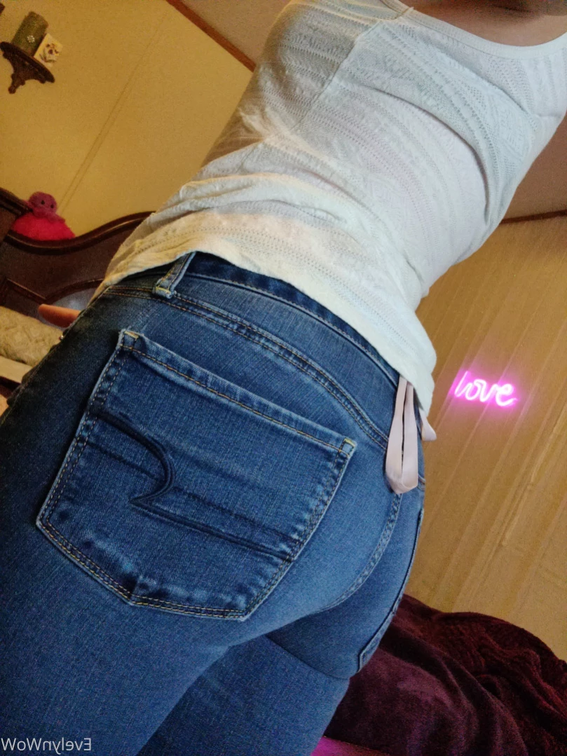 Evelyn WoW [ evelynwow ] Onlyfans leaked photo 15702573 on Hotleaks.tv