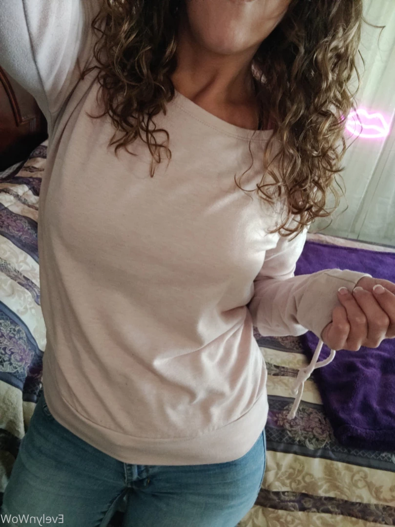 Evelyn WoW [ evelynwow ] Onlyfans leaked photo 16071738 on Hotleaks.tv