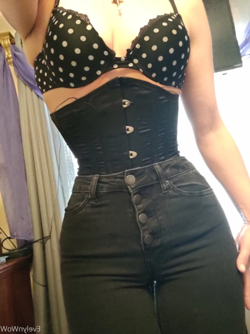 Evelyn WoW [ evelynwow ] Onlyfans leaked photo 16229371 on Hotleaks.tv