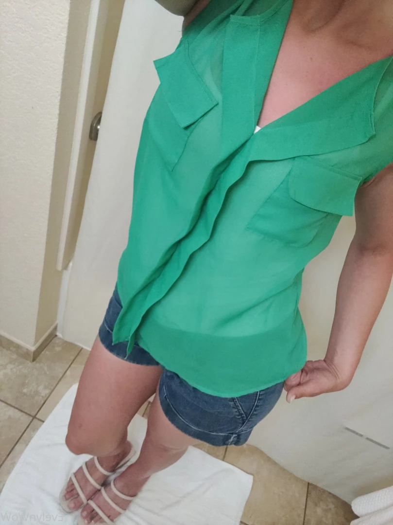 Evelyn WoW [ evelynwow ] Onlyfans leaked photo 16246944 on Hotleaks.tv