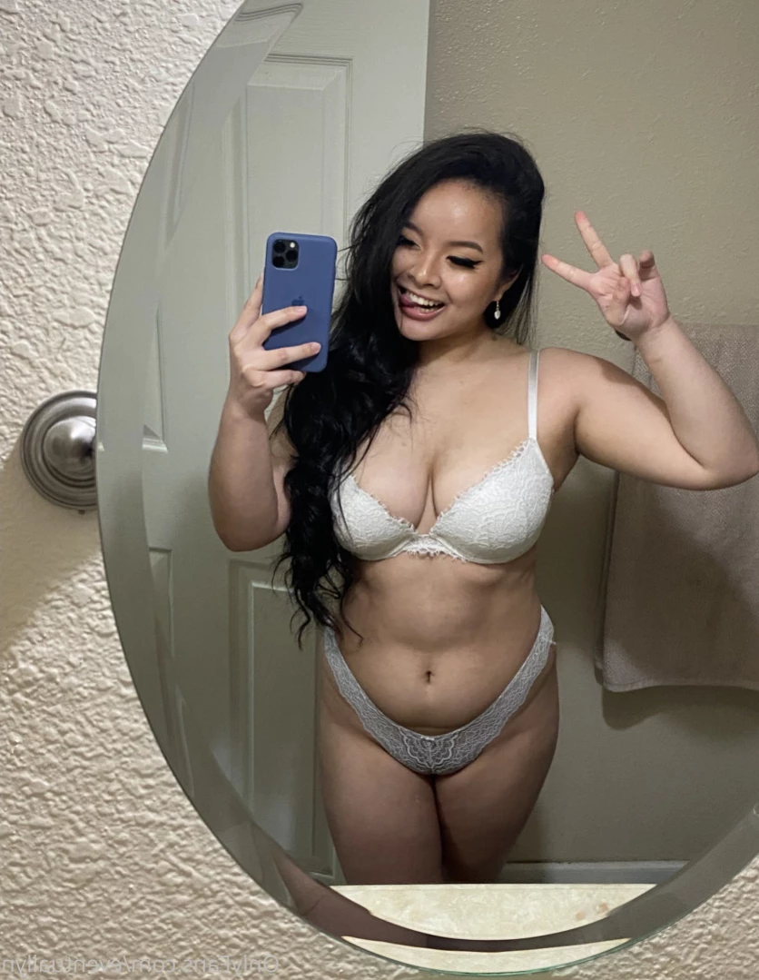 Eve [ eventuallyn ] Onlyfans leaked photo 14122026 on Hotleaks.tv