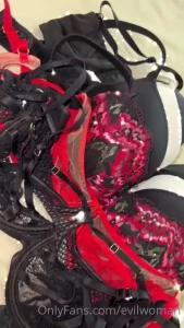 Evil Woman [ evilwoman ] Onlyfans leaked video 8287101 on Hotleaks.tv