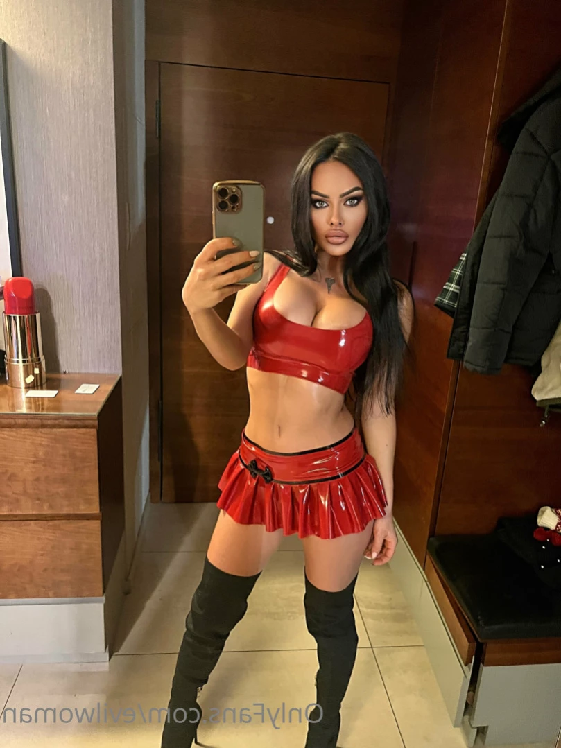 Evil Woman [ evilwoman ] Onlyfans leaked photo 11038975 on Hotleaks.tv