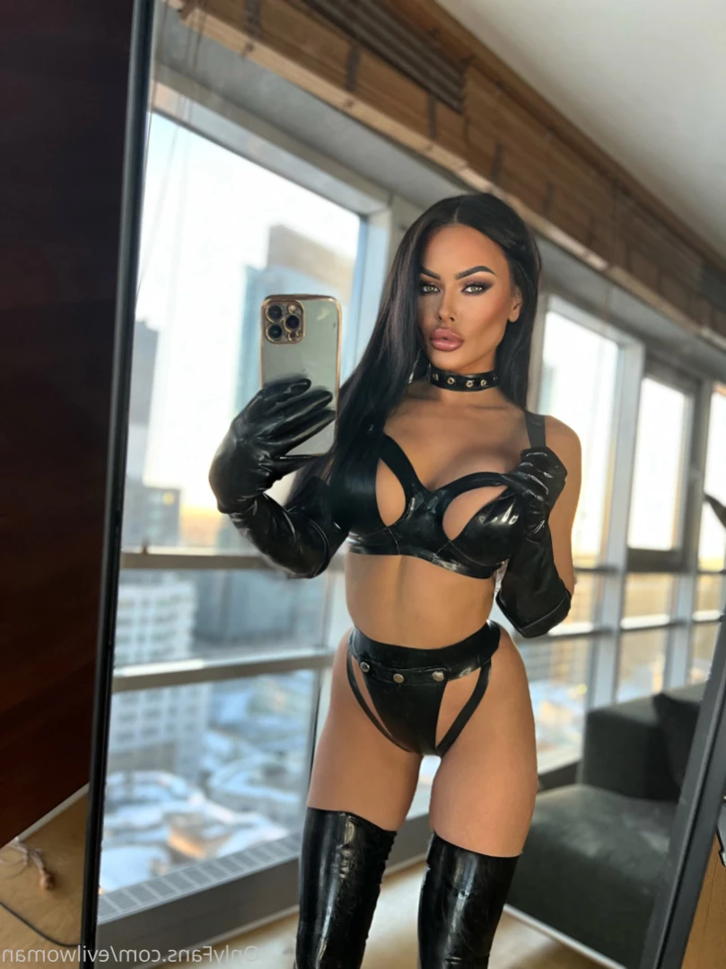 Evil Woman [ evilwoman ] Onlyfans leaked photo 11131066 on Hotleaks.tv