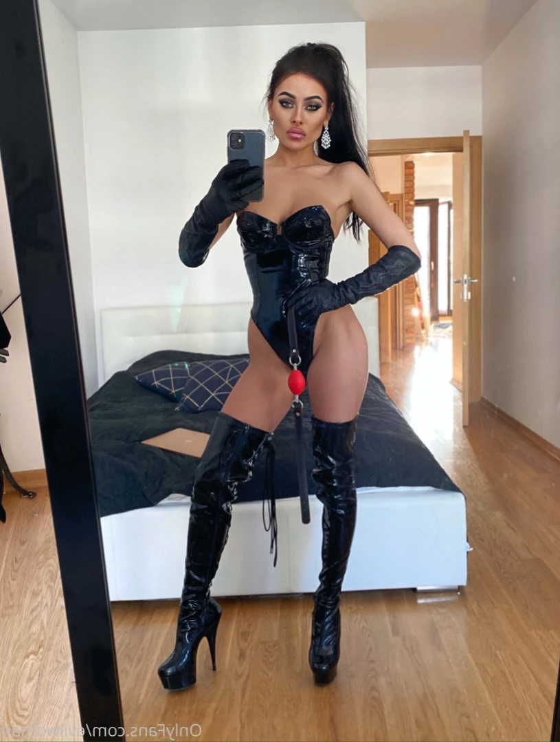 Evil Woman [ evilwoman ] Onlyfans leaked photo 11131074 on Hotleaks.tv