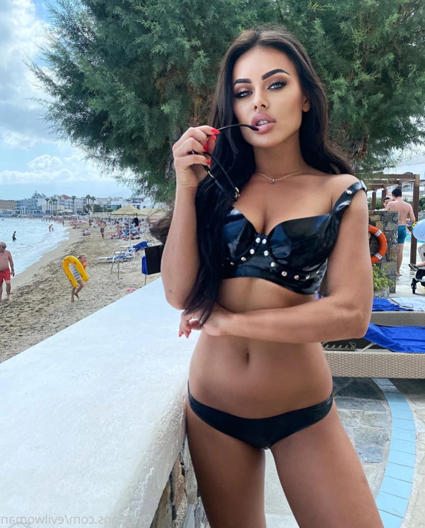 Evil Woman [ evilwoman ] Onlyfans leaked photo 11131134 on Hotleaks.tv
