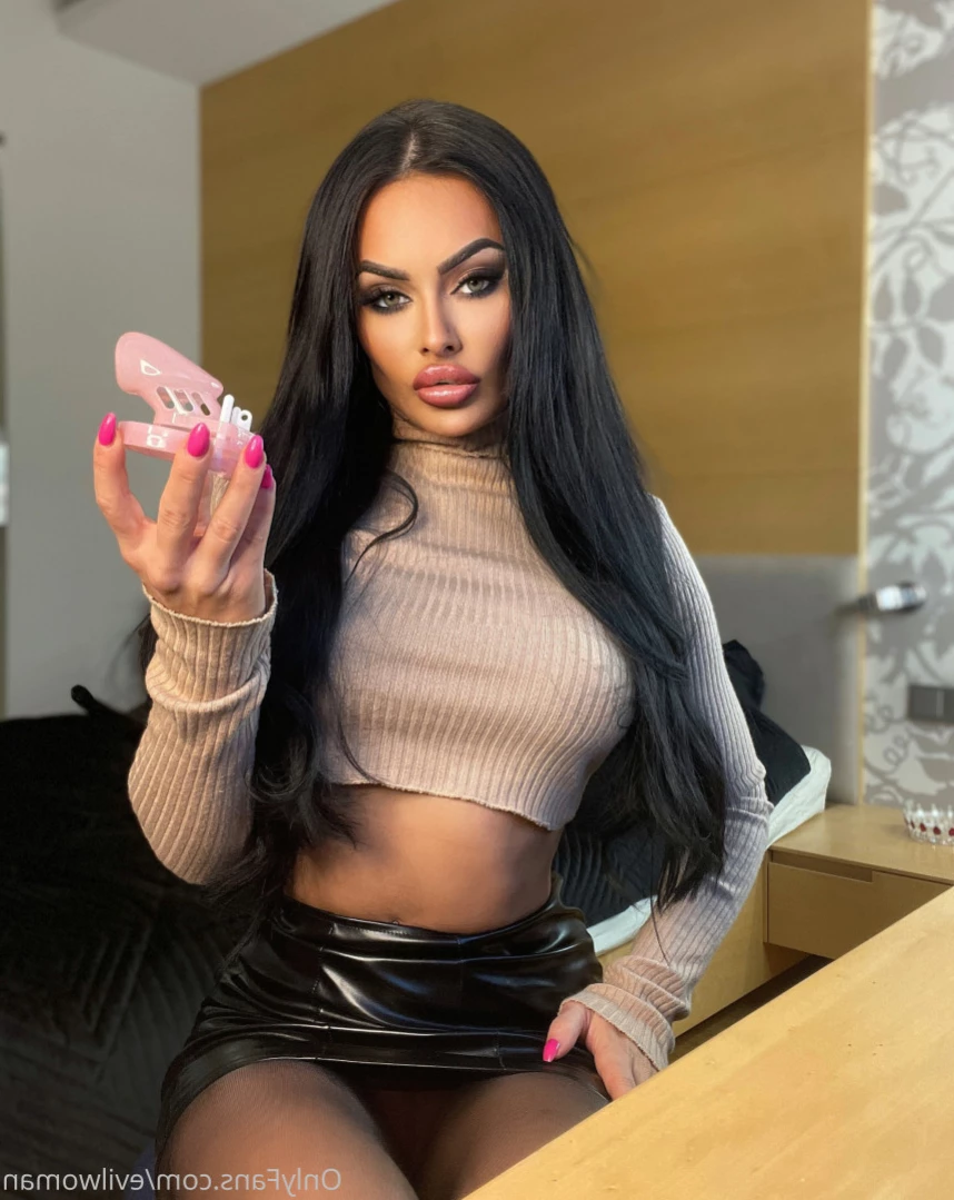Evil Woman [ evilwoman ] Onlyfans leaked photo 11131459 on Hotleaks.tv