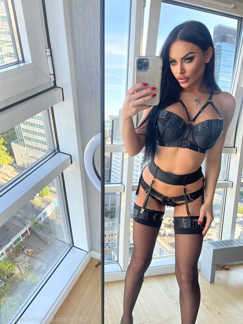 Evil Woman [ evilwoman ] Onlyfans leaked photo 11131505 on Hotleaks.tv