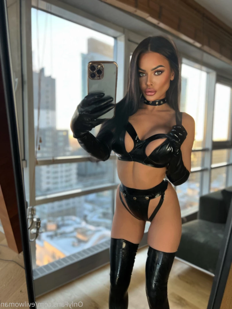 Evil Woman [ evilwoman ] Onlyfans leaked photo 11132679 on Hotleaks.tv