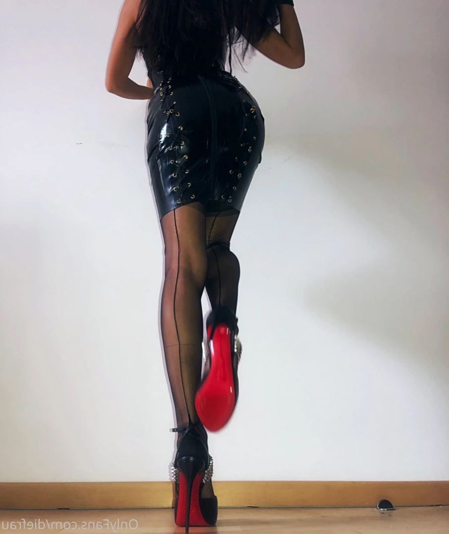 Evil Woman [ evilwoman ] Onlyfans leaked photo 11132878 on Hotleaks.tv