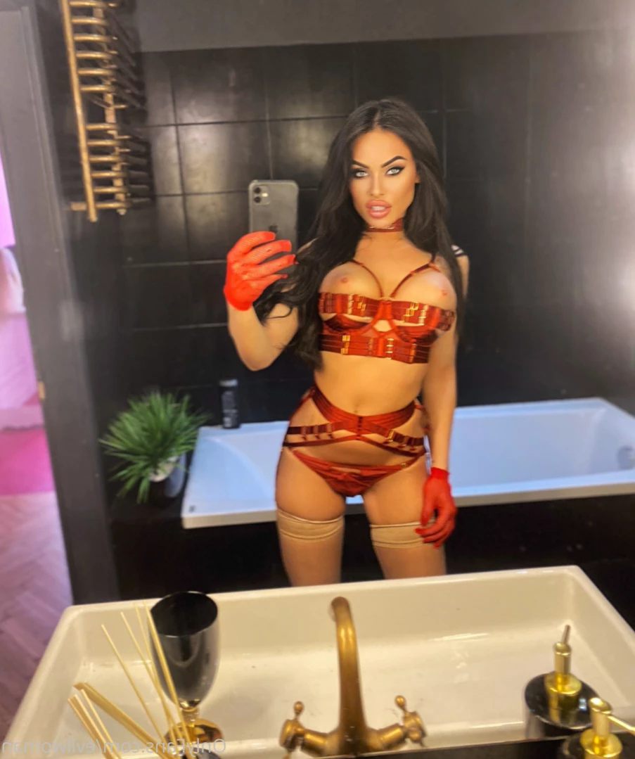 Evil Woman [ evilwoman ] Onlyfans leaked photo 11322920 on Hotleaks.tv