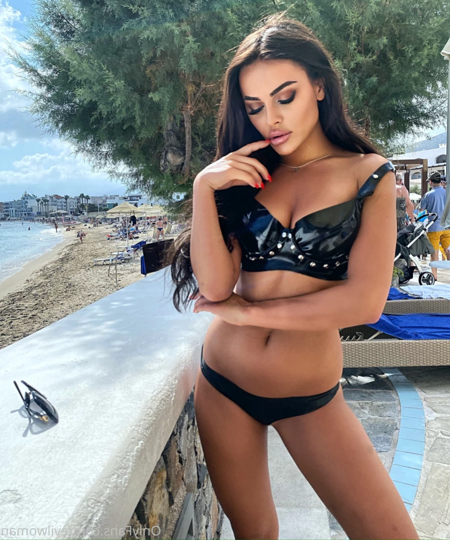 Evil Woman [ evilwoman ] Onlyfans leaked photo 11632711 on Hotleaks.tv