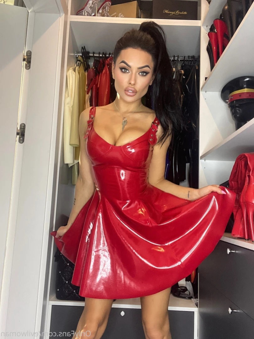 Evil Woman [ evilwoman ] Onlyfans leaked photo 11675488 on Hotleaks.tv