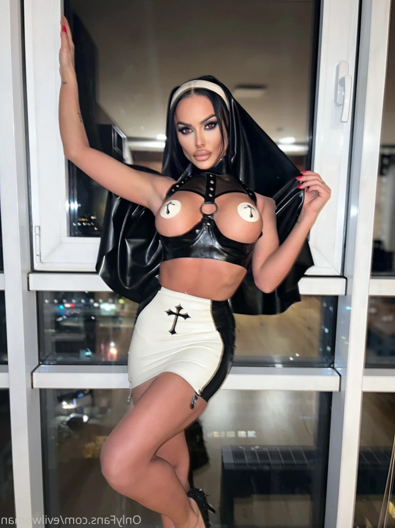 Evil Woman [ evilwoman ] Onlyfans leaked photo 11761691 on Hotleaks.tv