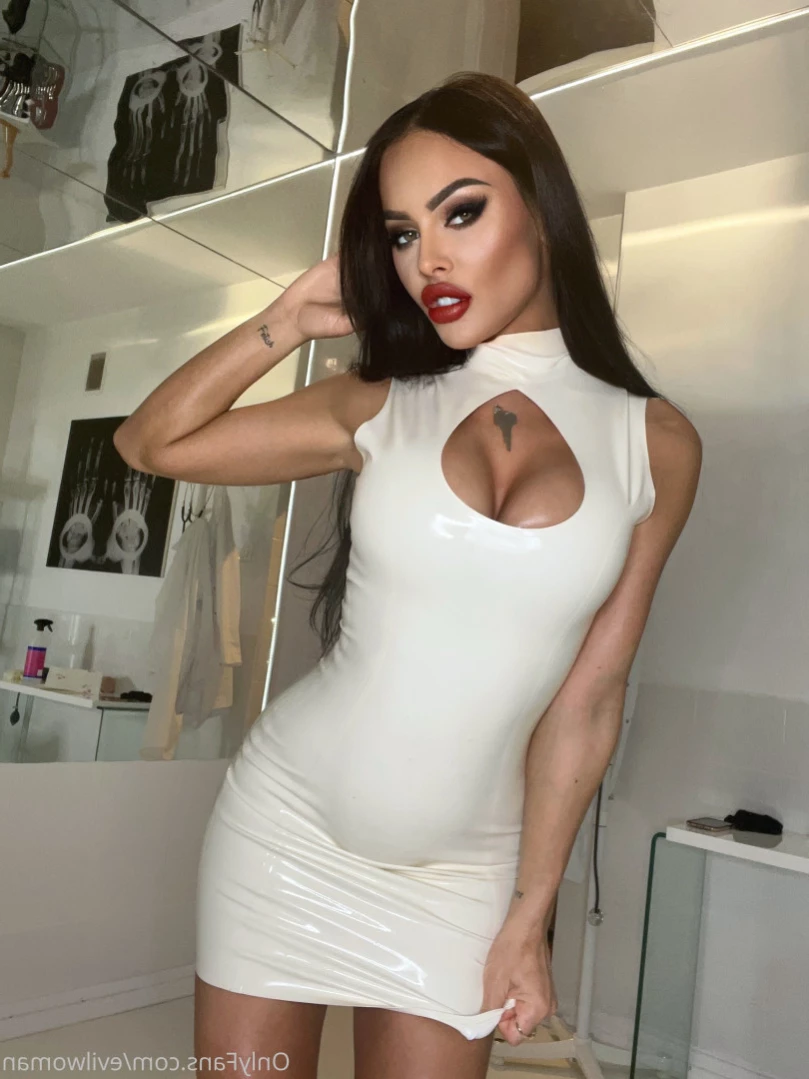Evil Woman [ evilwoman ] Onlyfans leaked photo 11951509 on Hotleaks.tv