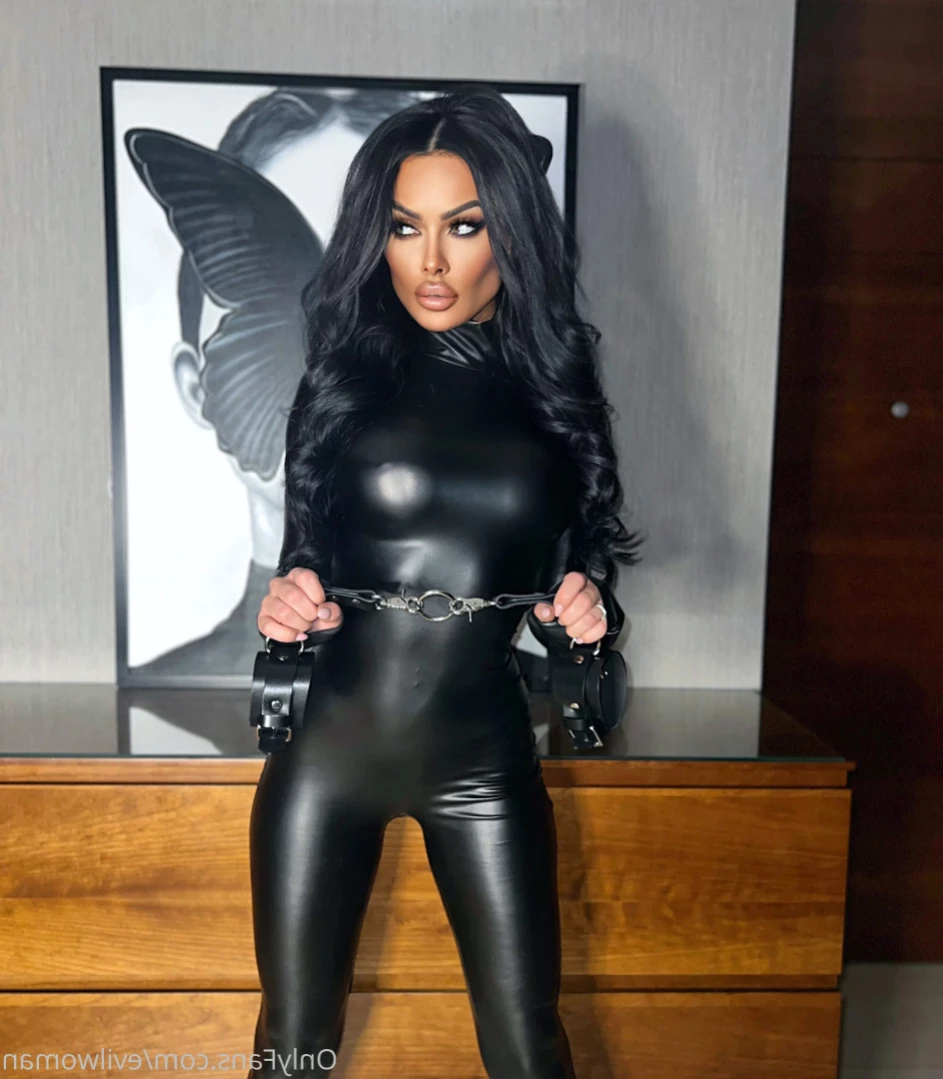 Evil Woman [ evilwoman ] Onlyfans leaked photo 12068468 on Hotleaks.tv