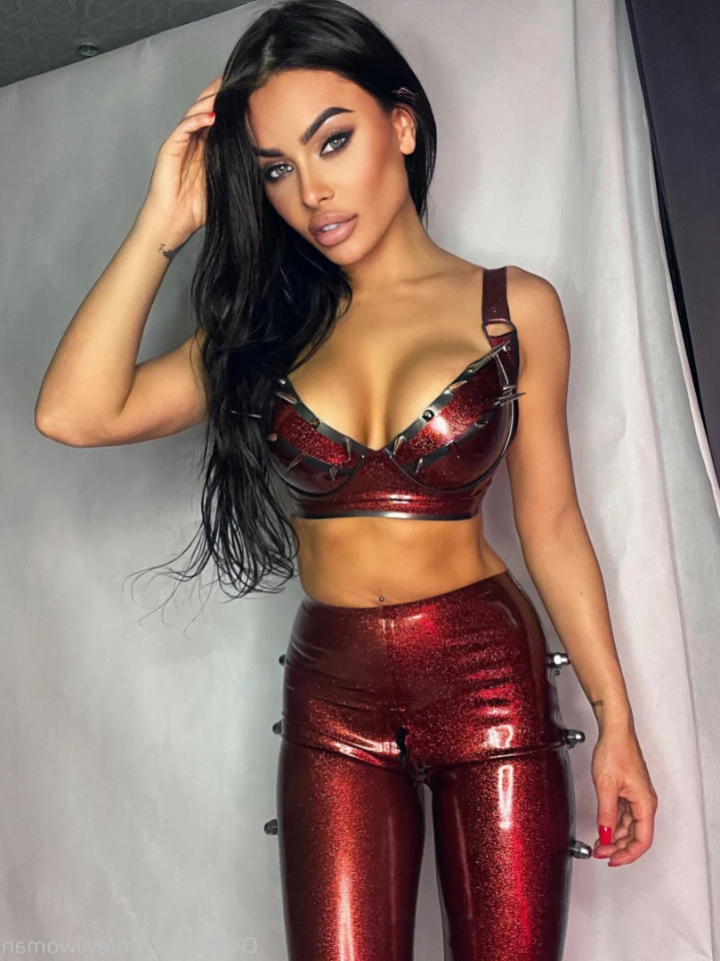 Evil Woman [ evilwoman ] Onlyfans leaked photo 12811395 on Hotleaks.tv