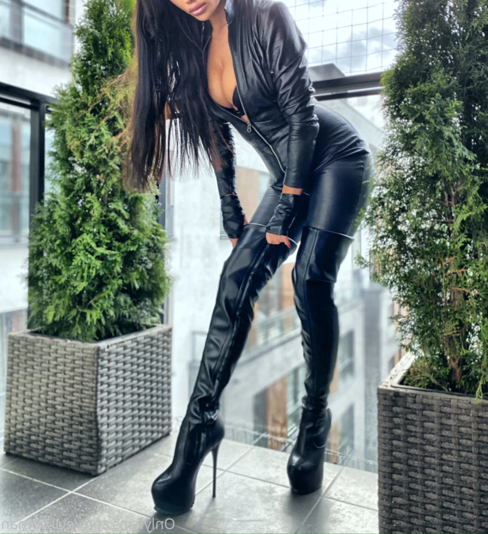Evil Woman [ evilwoman ] Onlyfans leaked photo 13548028 on Hotleaks.tv