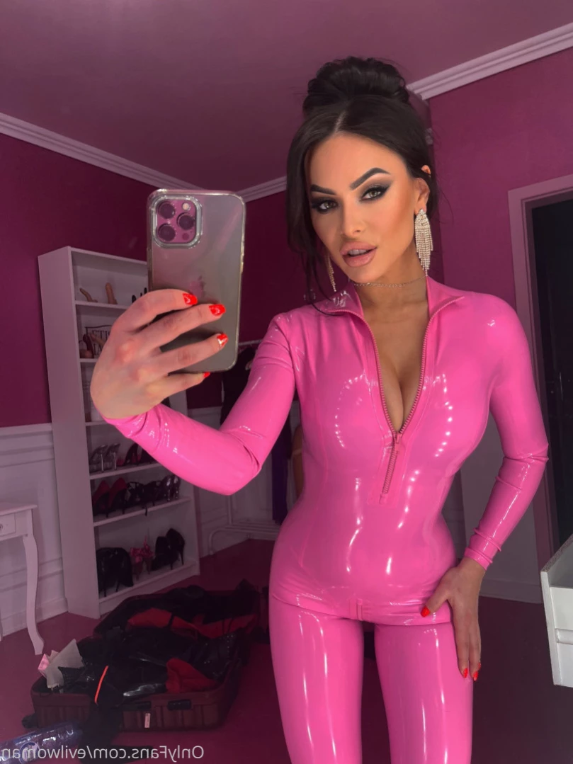 Evil Woman [ evilwoman ] Onlyfans leaked photo 13699543 on Hotleaks.tv