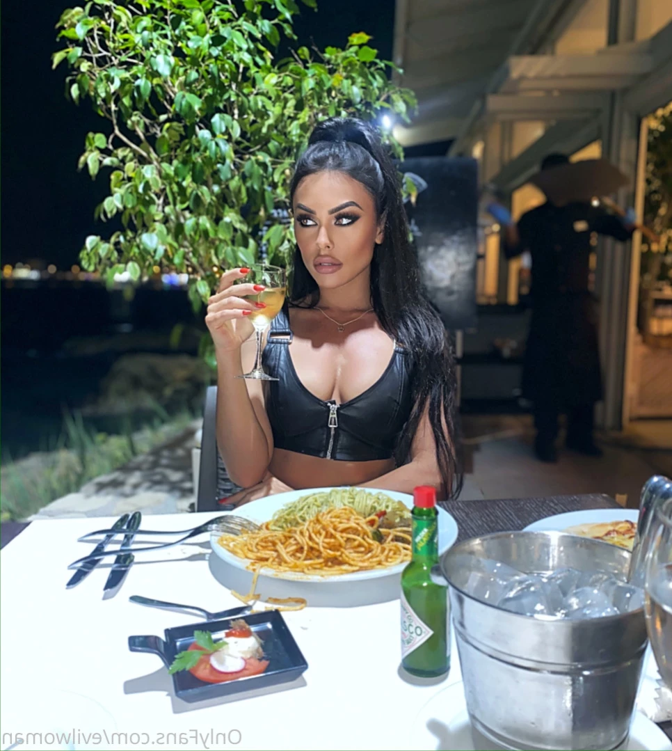 Evil Woman [ evilwoman ] Onlyfans leaked photo 14145654 on Hotleaks.tv