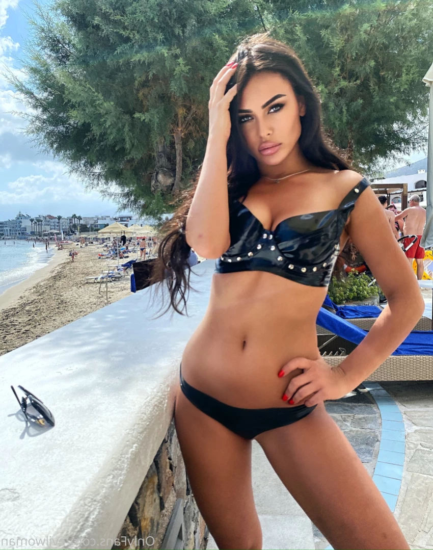 Evil Woman [ evilwoman ] Onlyfans leaked photo 14596858 on Hotleaks.tv