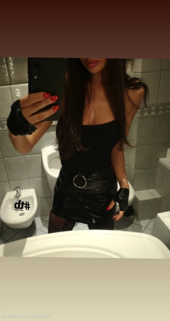 Evil Woman [ evilwoman ] Onlyfans leaked photo 14596865 on Hotleaks.tv