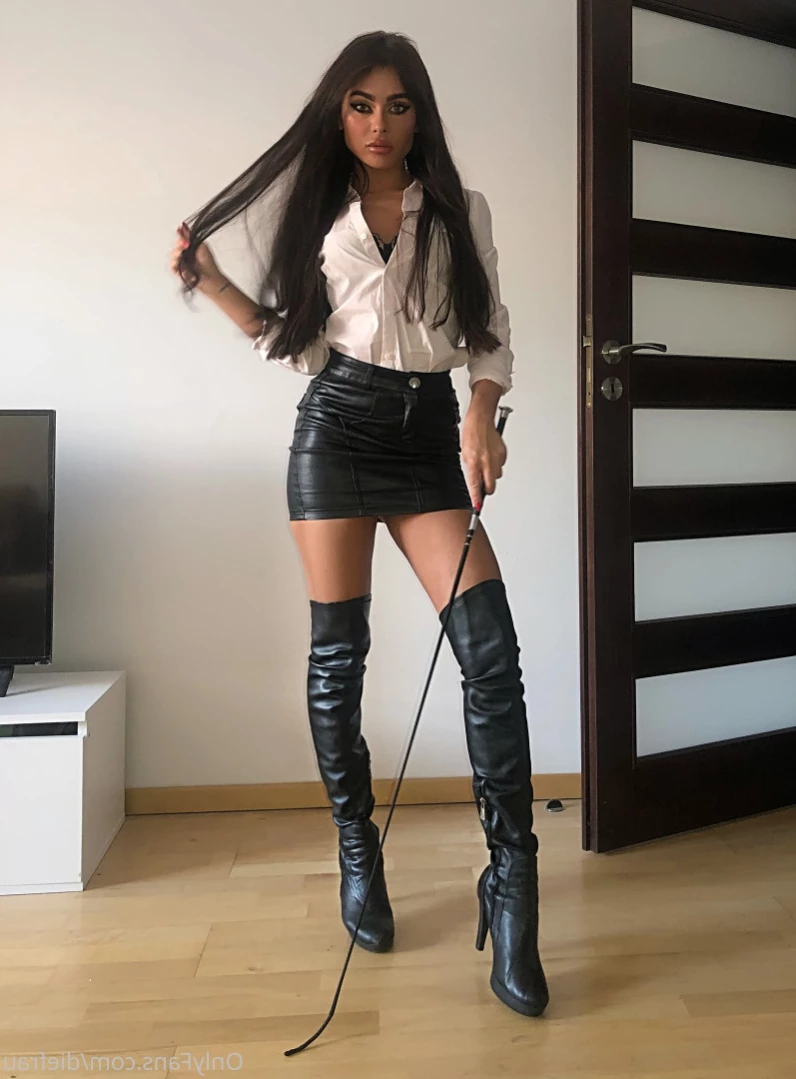 Evil Woman [ evilwoman ] Onlyfans leaked photo 14596906 on Hotleaks.tv