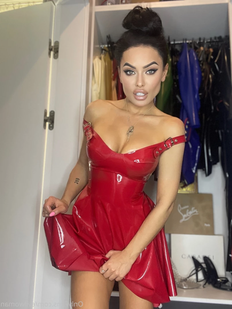 Evil Woman [ evilwoman ] Onlyfans leaked photo 15423668 on Hotleaks.tv