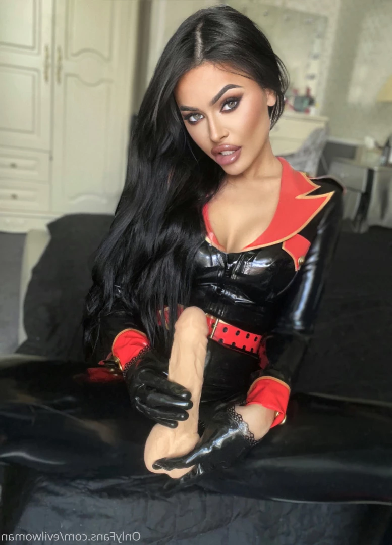 Evil Woman [ evilwoman ] Onlyfans leaked photo 15588094 on Hotleaks.tv