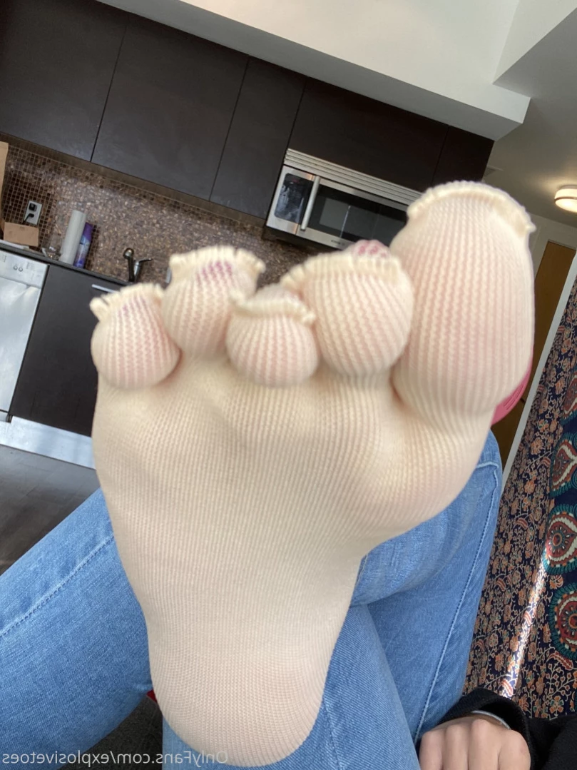 Explosivetoes [ explosivetoess ] Onlyfans leaked photo 16007324 on Hotleaks.tv