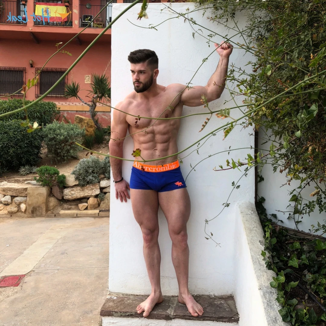 Yeti [ fabien26218780 ] Onlyfans leaked photo 14977487 on Hotleaks.tv