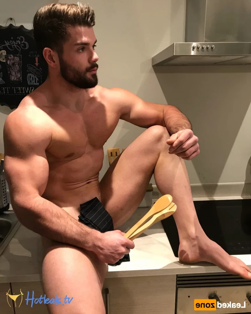 Yeti [ fabien26218780 ] Onlyfans leaked photo 15836725 on Hotleaks.tv