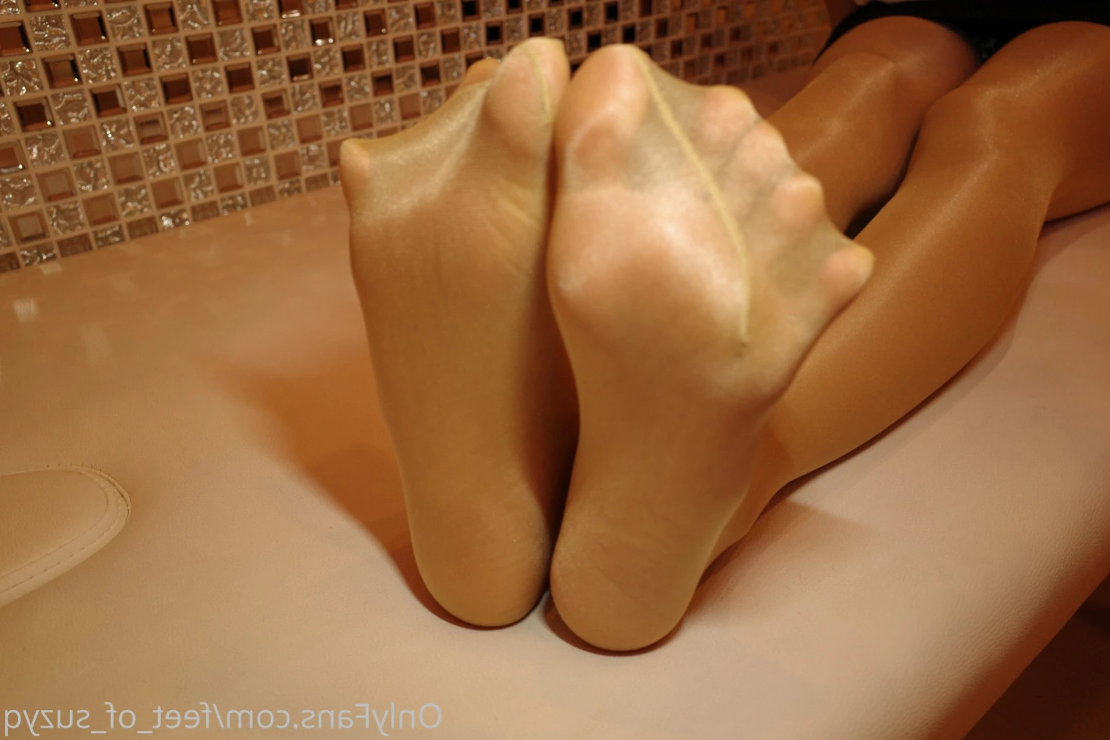 Lady Suzy-Q [ feet_of_suzyq ] Onlyfans leaked photo 11124413 on Hotleaks.tv